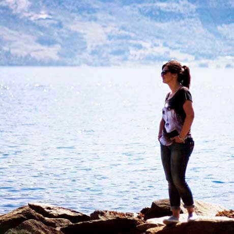 Bluzka damska z wiskozy na lato - przygody Olgi na fiordach